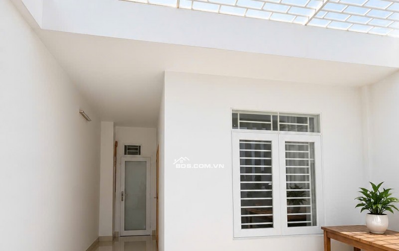 Nhà 3 tầng kề góc khu đô thị Vĩnh Điềm Trung giá tốt