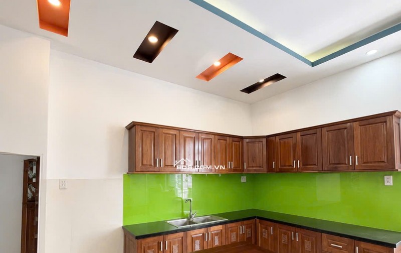 Nhà 3 tầng kề góc khu đô thị Vĩnh Điềm Trung giá tốt