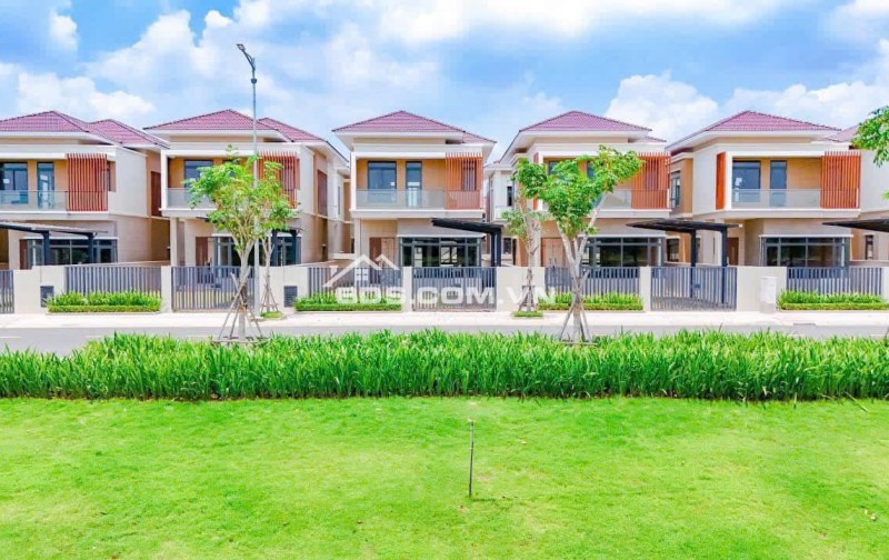 CHỈ 6.8 TỶ CÓ NGAY CĂN BIỆT THỰ 250M2 VIEW SUỐI TRONG KCN VSIP 2, LH:0937995558.