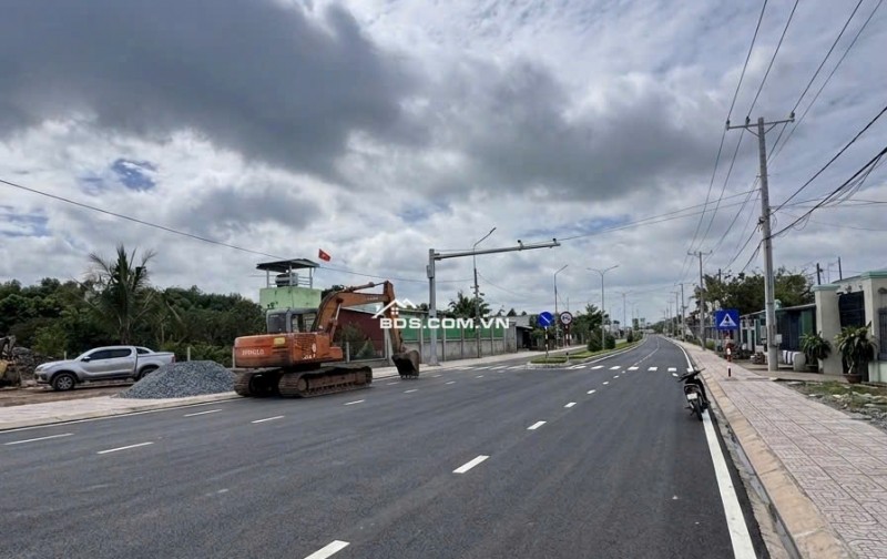 1 tỷ 780 / 135m2 - Đất nền mặt đường HL15 mở rộng LG32m - phường Tân Triều - Thành phố Đồng Nai .