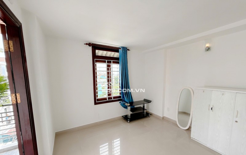 NHÀ GÓC 2 MẶT TIỀN – VỊ TRÍ SIÊU ĐẸP – 9.6 TỶ - HH 1% NHỜ ACE GIỚI THIỆU. LH:0938288389.