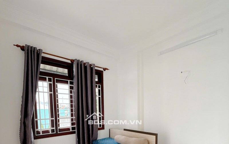 NHÀ GÓC 2 MẶT TIỀN – VỊ TRÍ SIÊU ĐẸP – 9.6 TỶ - HH 1% NHỜ ACE GIỚI THIỆU. LH:0938288389.