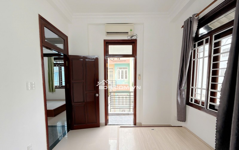 NHÀ GÓC 2 MẶT TIỀN – VỊ TRÍ SIÊU ĐẸP – 9.6 TỶ - HH 1% NHỜ ACE GIỚI THIỆU. LH:0938288389.