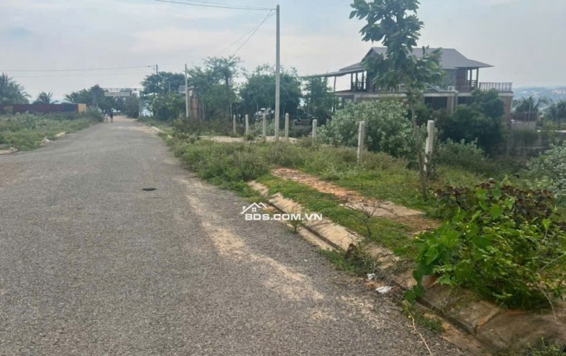Đất gần biển Hòa Thắng. Quỹ đất lớn hiếm có dành cho Quý khách hàng đầu tư nhé!