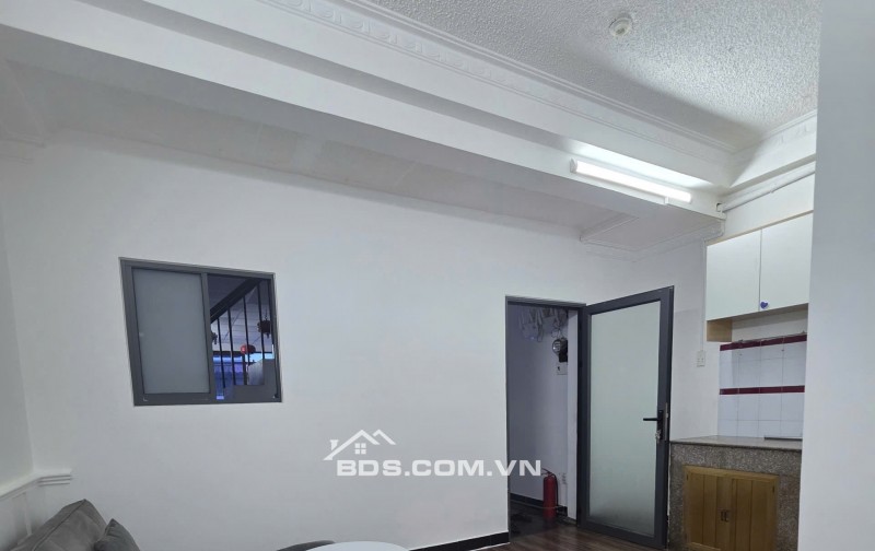 Bán nhà cho thuê căn hộ dịch vụ 5 tầng  ngay hẻm ô tô Tân Phú  giá 8 tỷ 200