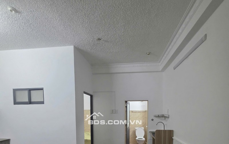 Bán nhà cho thuê căn hộ dịch vụ 5 tầng  ngay hẻm ô tô Tân Phú  giá 8 tỷ 200