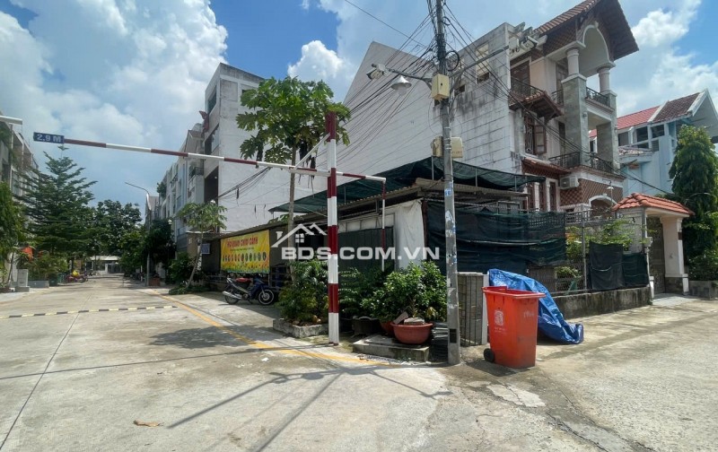 Đất Trống góc 2 Mặt Tiền 11x20m Khu Tân An Huy 1hecta P Tân phong Q7, giá 26 tỷ TL