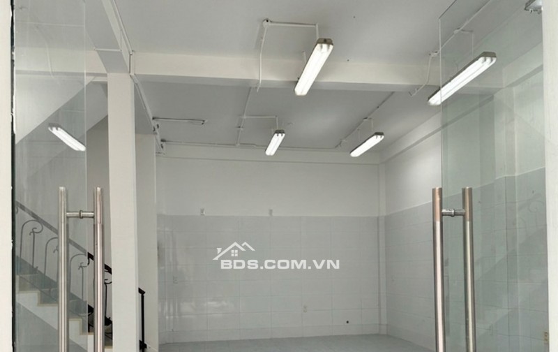 Cho thuê nhà nguyên căn góc 2 mặt tiền Quận 1. 48Bis, Đường Trần Đình Xu, Phường Cầu Ông Lãnh, Hồ Chí Minh