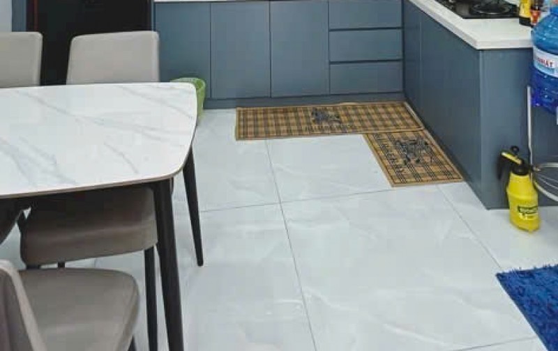 bán nhà xe hơi đổ cửa Đường số 43 p4,q4 . dt:5 x 8m . giá 8 tỷ