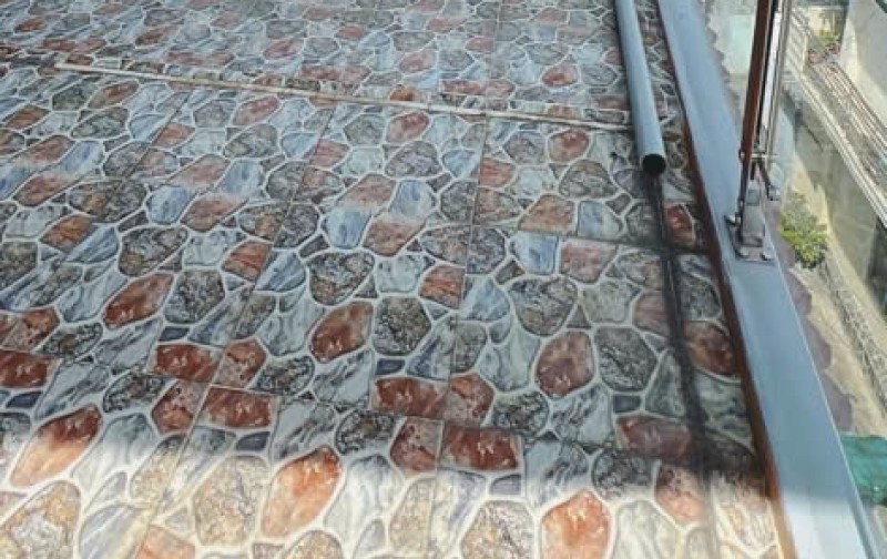 bán nhà xe hơi đổ cửa Đường số 43 p4,q4 . dt:5 x 8m . giá 8 tỷ
