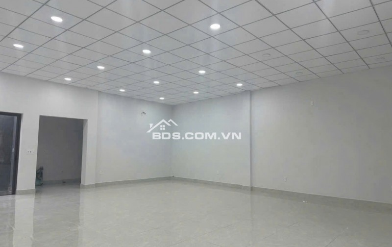 CHO THUÊ MẶT BẰNG MẶT TIỀN NGÔ QUYỀN – GẦN OCEAN VIEW (Thọ Quang). Lh:0981247227.