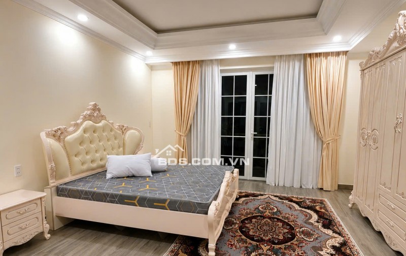  SIÊU PHẨM NGAY ĐẠI HỌC RMIT – CHỈ 8 TỶ XX 