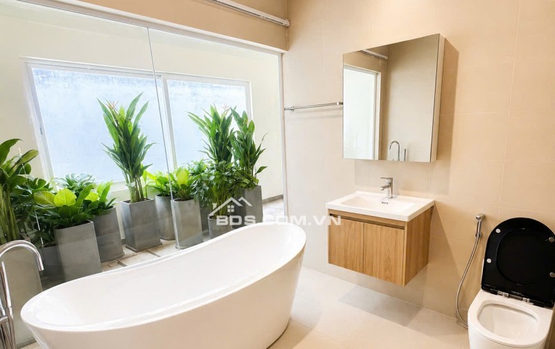  SIÊU PHẨM NGAY ĐẠI HỌC RMIT – CHỈ 8 TỶ XX 