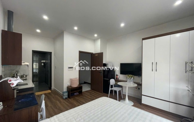 SIÊU PHẨM DÒNG TIỀN MẶT ĐƯỜNG VĂN CAO , 5 TẦNG THANG MÁY