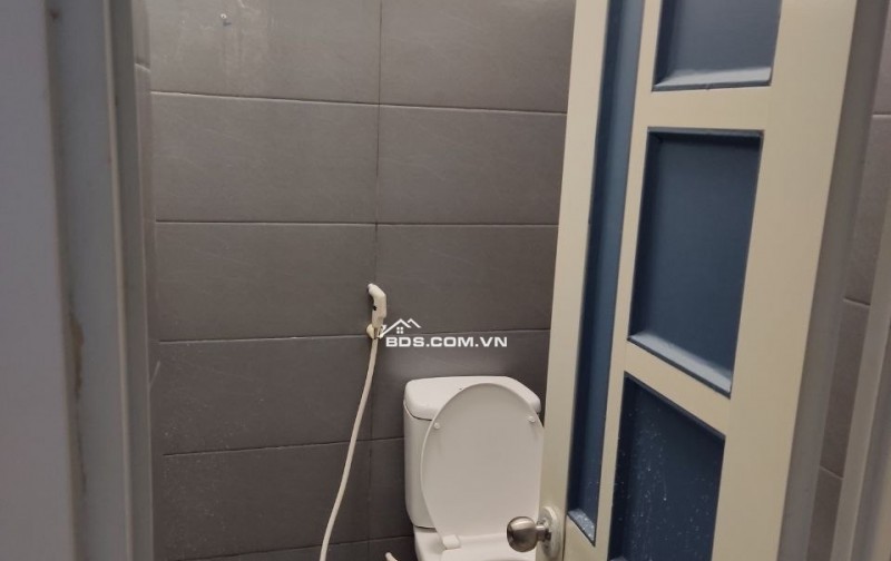 Cho thuê nhà nguyên căn hẻm Dương Bá Trạc – Phường Chánh Hưng, TP.HCM