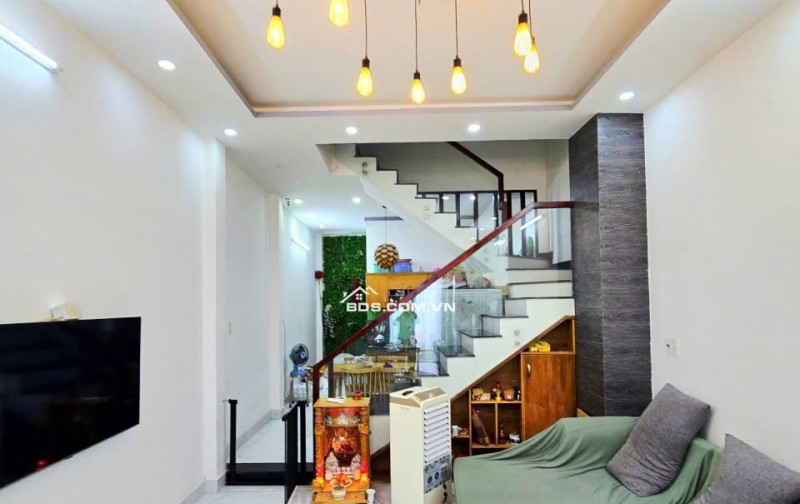 NHÀ PHỐ 53M2, 3 TẦNG, HOÀN CÔNG ĐỦ, ĐƯỜNG Ô TÔ, GẦN CHỢ LONG TRƯỜNG.