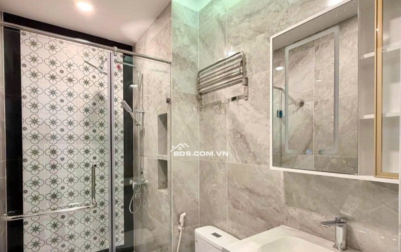 CẦN BÁN NHÀ XÂY MỚI CAO CẤP – HẺM XE HƠI BẠCH ĐẰNG, PHƯỜNG BÌNH THẠNH. LH:0909964978.