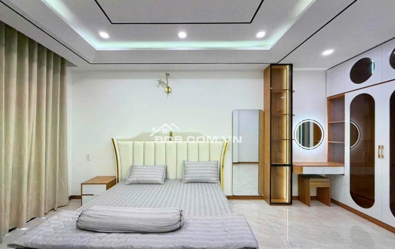 CẦN BÁN NHÀ XÂY MỚI CAO CẤP – HẺM XE HƠI BẠCH ĐẰNG, PHƯỜNG BÌNH THẠNH. LH:0909964978.