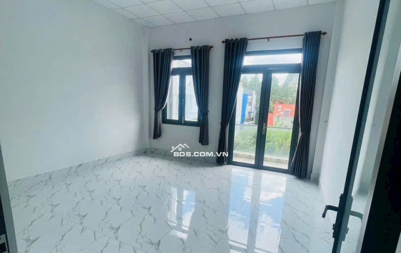  CHỈ 810 TRIỆU – SỞ HỮU NHÀ CẤP 4 FULL THỔ CƯ GẦN CHỢ VIỆT KIỀU, CỦ CHI 