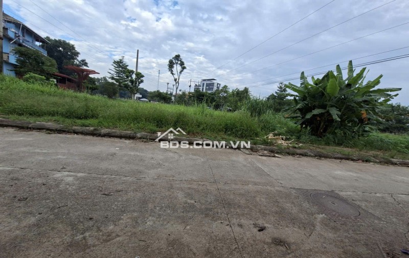 Bán Lô Đất 80m2 đường trục chính trung tâm huyện Hữu Lũng, tỉnh Lạng Sơn.