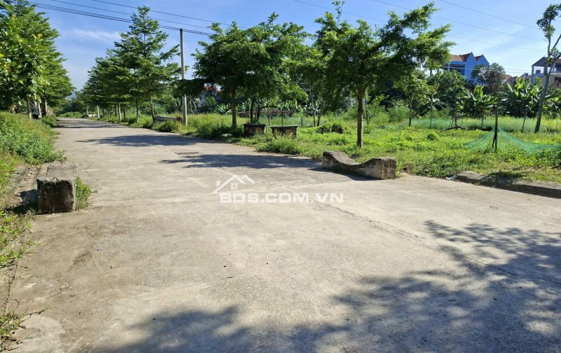 Bán Lô Đất 80m2 đường trục chính trung tâm huyện Hữu Lũng, tỉnh Lạng Sơn.