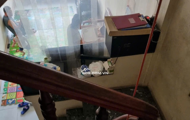 BÁN NHÀ MẶT TIỀN ĐƯỜNG QL1A, DT 43M2 SĐCC 4,5TỶ. LH:0396631136 – 0386663369.