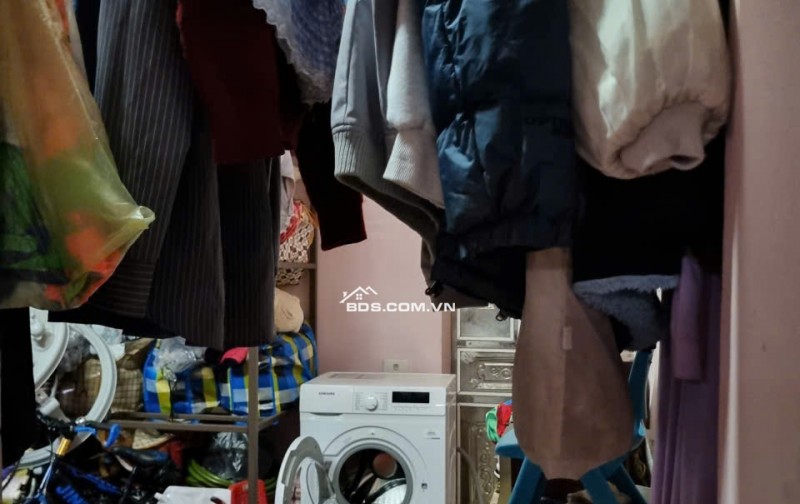 BÁN NHÀ MẶT TIỀN ĐƯỜNG QL1A, DT 43M2 SĐCC 4,5TỶ. LH:0396631136 – 0386663369.