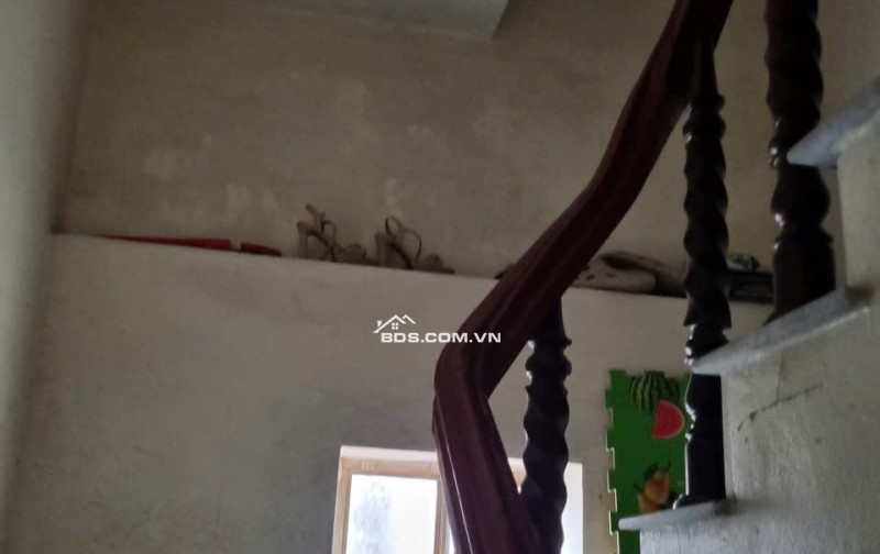 BÁN NHÀ MẶT TIỀN ĐƯỜNG QL1A, DT 43M2 SĐCC 4,5TỶ. LH:0396631136 – 0386663369.