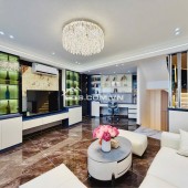 SIÊU PHẨM NGAY PHƯỜNG 10(CŨ)-10PHÚT DI CHUYỂN ĐẾN SÂN BAY  -NHÀ NỞ HẬU- 5 TẦNG BTCT- TẶNG FULL NỘI THẤT