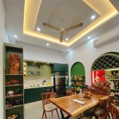 Bán Nhà Nguyễn Lương Bằng, Đống Đa 45m, 5 tầng, giá 12.3 tỷ.