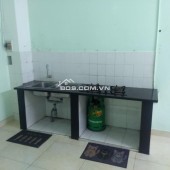 Cần cho thuê nhà hẻm nguyên căn Nguyễn Tri Phương 68m2 , 2 phòng nghủ