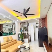 BÁN NHÀ LÔ GÓC Thạch Bàn–Ô TÔ ĐỖ CỬA- 60m2, 5 TẦNG, 4 PHÒNG NGỦ- SỔ ĐỎ CHÍNH CHỦ-NHỈNH 8 TỶ