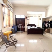 Nhà mới xe hơi đỗ cửa Nguyễn Thị Xiếu, Q7, nhỉnh 5 tỷ