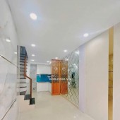  Sát Nguyễn Sơn! Nhà Mặt Tiền 3 Tầng Mới Tinh – Nở Hậu Đẹp – Giá Chỉ 3.55 Tỷ