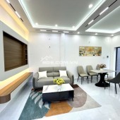 NHÀ ĐẸP SỐ RIÊNG ĐƯỜNG XE HƠI ,  PHÚ THUẬN Q7 (4,2X8 ) 2 TẦNG CHỈ 4 TỶ 380 TR FULL NỘI THẤT