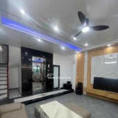  Bán nhà mới đẹp phố Tôn Đức Thắng, Đống Đa – 50m², 7 tầng, thang máy