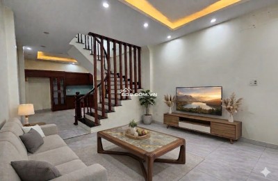 BÁN NHÀ 5 TẦNGx31m2-NGÕ THÔNG Ô TÔ ĐỖ CỬA–10 RA MẶT PHỐ-TRUNG TÂM SÀI ĐỒNG-GIÁ 6.X TỶ