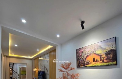 BÁN NHÀ 2MT ĐƯỜNG PHẠM NGŨ LÃO (HẢI CHÂU) – 72MV 2 TẦNG – SHR CHỈ 4.7TỶ. LH:0905558958.