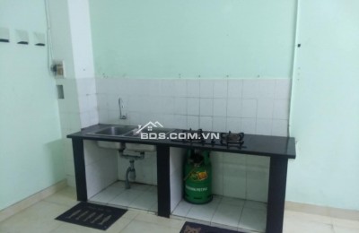 Cần cho thuê nhà hẻm nguyên căn Nguyễn Tri Phương 68m2 , 2 phòng nghủ