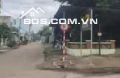 BÁN NHÀ CẤP 4 HOÀN CÔNG - FULL THỔ CƯ - SỔ HỒNG RIÊNG - HẺM CÀ PHÊ GÓC PHỐ, HÓC MÔN