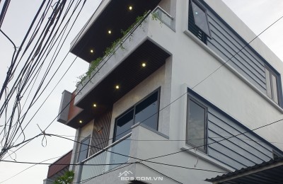 BÁN NHÀ ĐẸP 3.2 TỶ 3 TẦNG 46M2 Ô TÔ CHẠY THÔNG NGÕ TRẦN BÍCH SAN