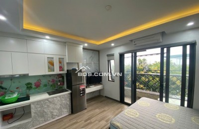 Cho thuê Căn Chung cư mini giá rẻ tại Ngõ 193 Trích Sài. Ban công View toàn mặt Hồ Tây. Chỉ 6.5tr