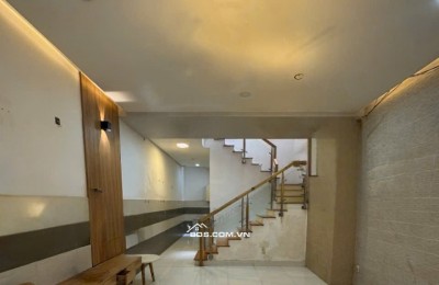 Mẫu Nhà Đẹp 8x12m Phong Cách Hiện Đại Xen Lẫn Nét Truyền Thống Cấp 4 Giá 7,8 Tỷ
