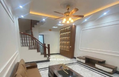 BÁN NHÀ ĐẸP CHO ĐẠI GIA ĐÌNH - SÀI ĐỒNG - Ô TÔ ĐỖ CỔNG – GẦN HỒ – FULL NỘI THẤT – CHỈ 8 TỶ 