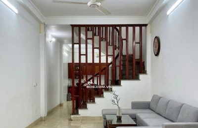 BÁN NHÀ THẠCH BÀN–NGÕ Ô TÔ THÔNG–20M RA Ô TÔ TRÁNH–PHÙ HỢP GIA ĐÌNH TRẺ, CÔNG SỞ