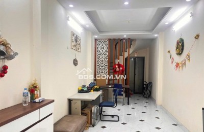 ĐỊNH CÔNG - NHÀ ĐẸP CHỦ TỰ XÂY TÂM HUYẾT - 36m2 x 5T, FULL NT - 2 THOÁNG VĨNH VIỄN - NGÕ NÔNG, VÀI BƯỚC Ô TÔ TRÁNH!