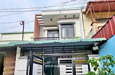 CHỦ NGỘP BANK CẦN BÁN GẤP NHÀ 1 TRỆT 1 LẦU GIÁ 1TỶ 450 Ở NGUYỄN VĂN LINH PHƯỜNG 7 QUẬN 8