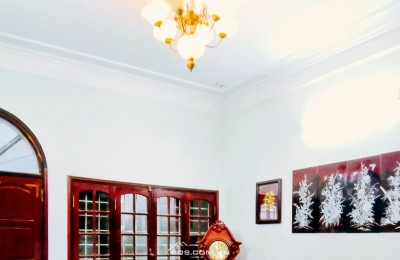 Bán nhà riêng phố Khương Trung thông đường vành đai 2.5, DT 133m2, sổ hồng, ô tô vào nhà