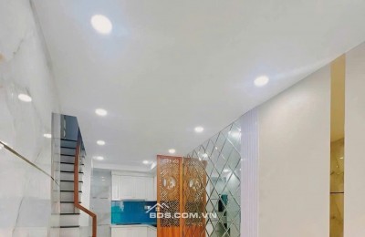  Sát Nguyễn Sơn! Nhà Mặt Tiền 3 Tầng Mới Tinh – Nở Hậu Đẹp – Giá Chỉ 3.55 Tỷ