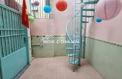NHÀ RỘNG 58M2 – 3 TẦNG NỞ HẬU 4M - PHỐ ẨM THỰC SẦM UẤT - CHỢ BÀN CỜ!